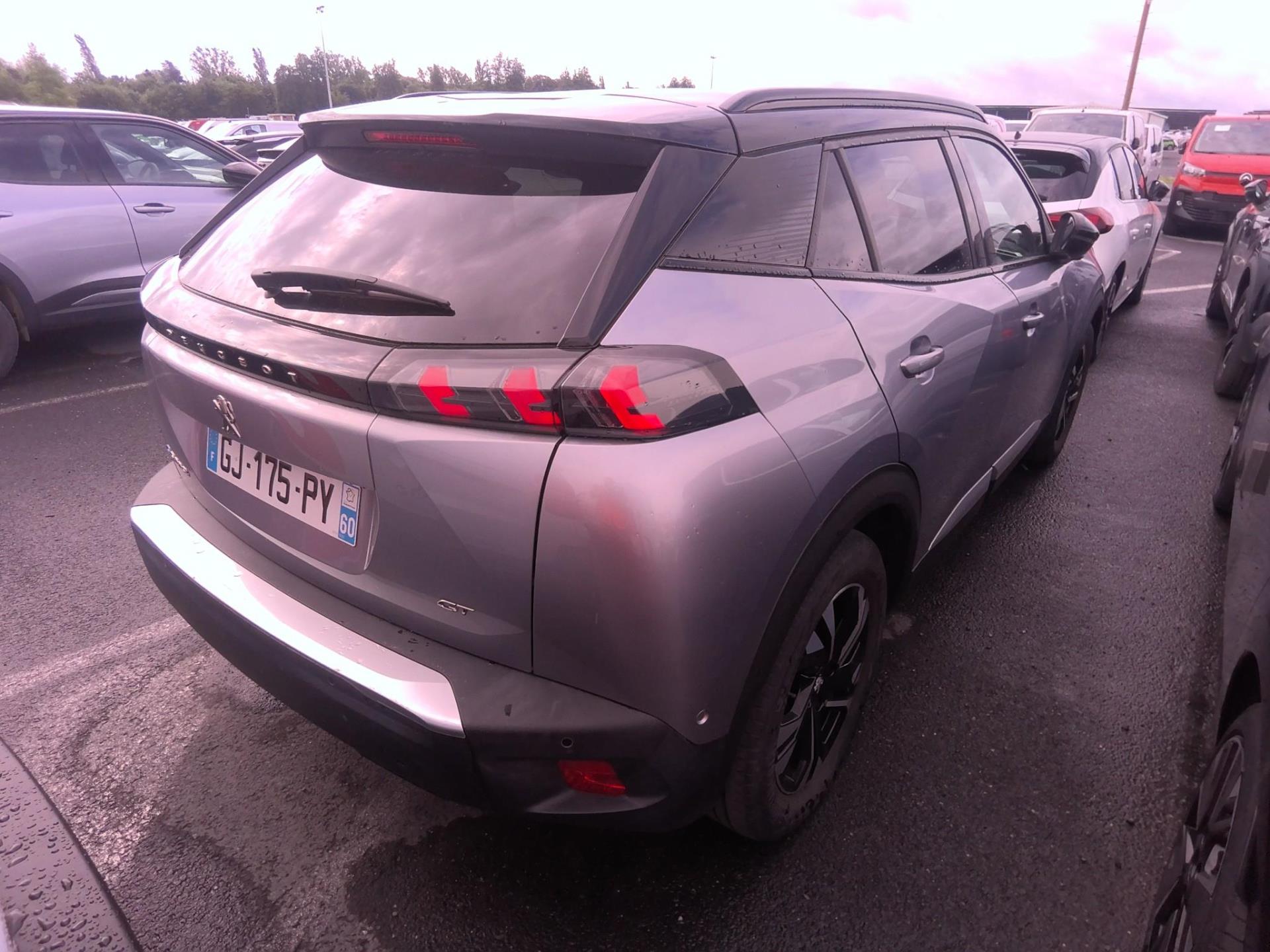 Peugeot 2008 Electrique 136 ch GT 2022