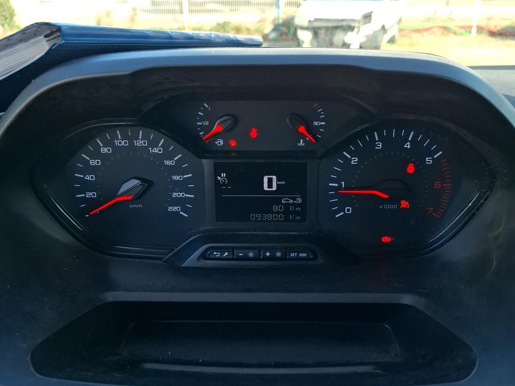 Peugeot PARTNER FOURGON STANDARD 650 KG BLUEHDI 100 S&S BVM5 PREMIUM 2020