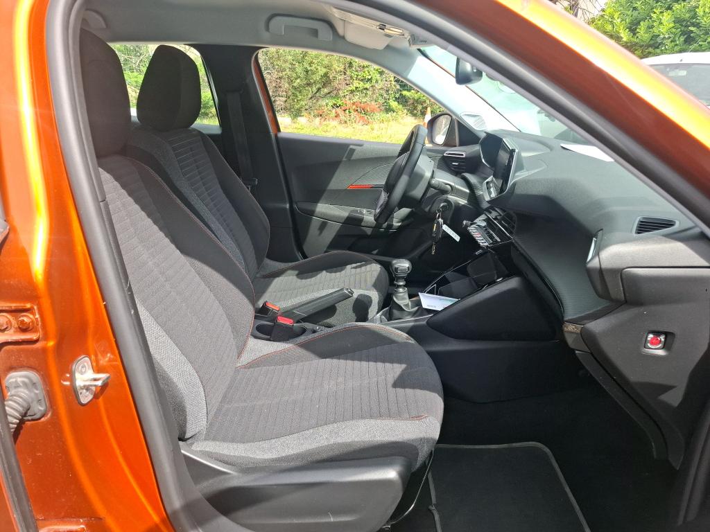 Peugeot 2008 PureTech 130 S&S BVM6 Active Pack 2022