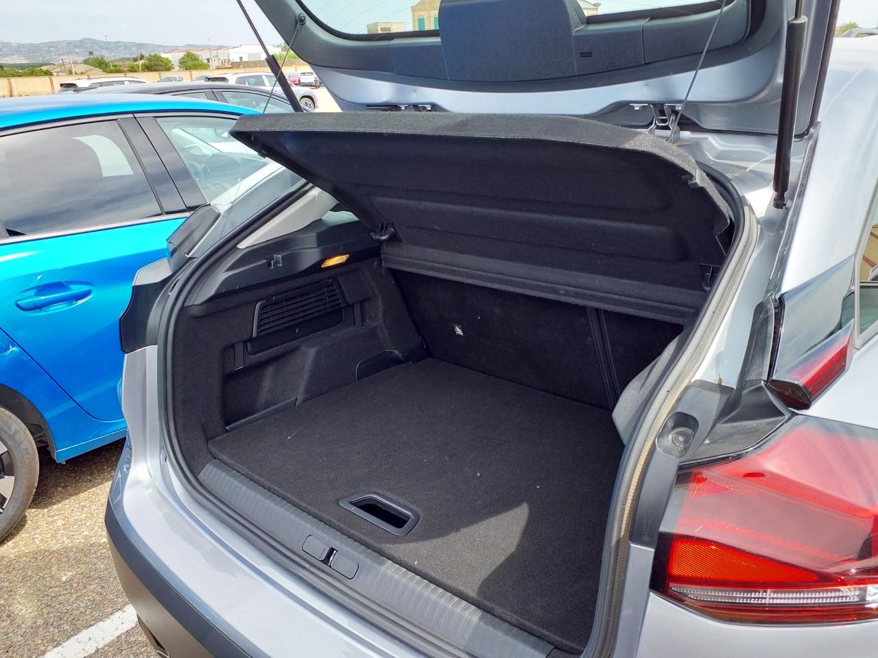 Foto Citroën C4 X 14
