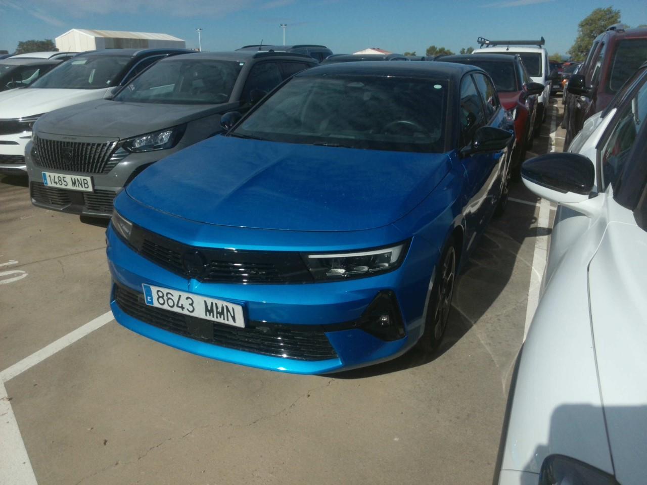 Foto Opel Astra PHEV 2