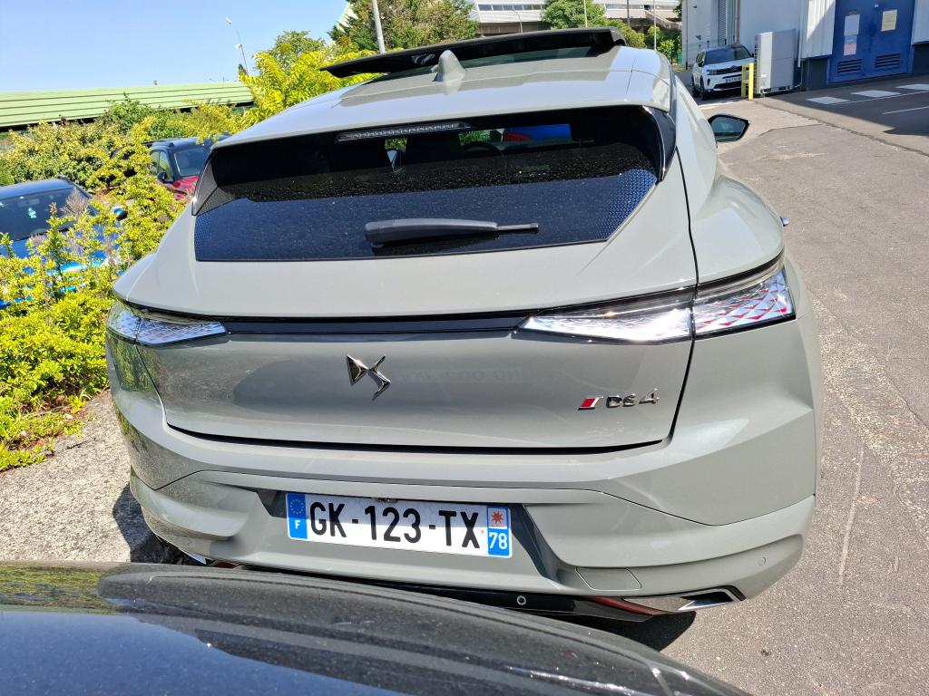 DS DS 4 BlueHDi 130 EAT8 Performance Line+ 2022