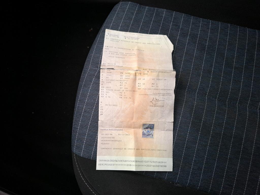 Peugeot 208 BLUEHDI 100 S&S BVM6 PREMIUM 2021