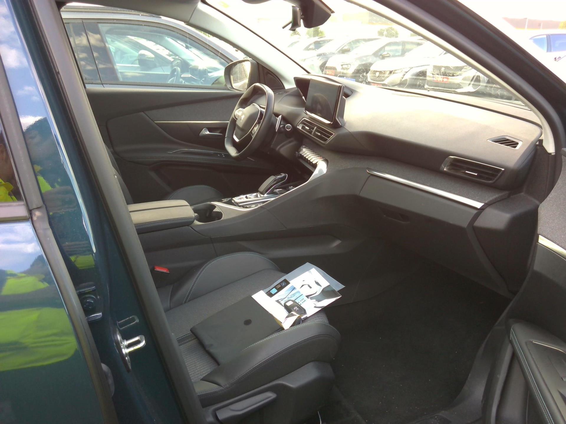 Peugeot 3008 Hybrid 225 e-EAT8 Allure Pack 2022