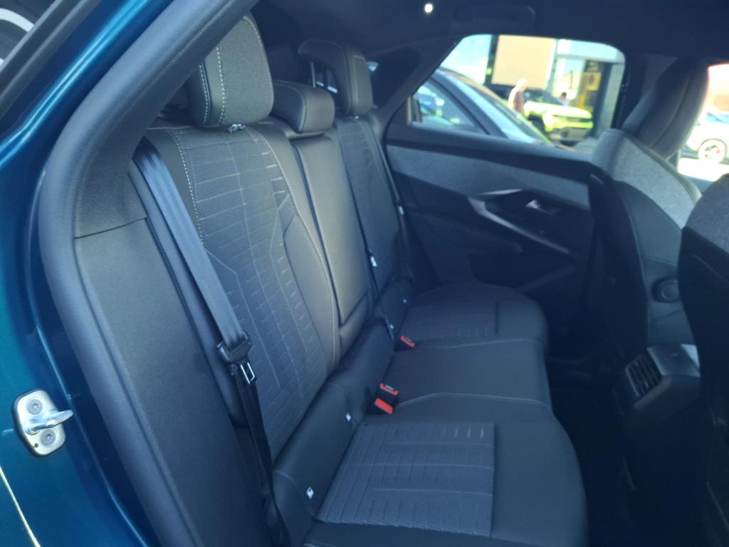 Peugeot 3008 Hybrid 145 e-DCS6 GT 2025