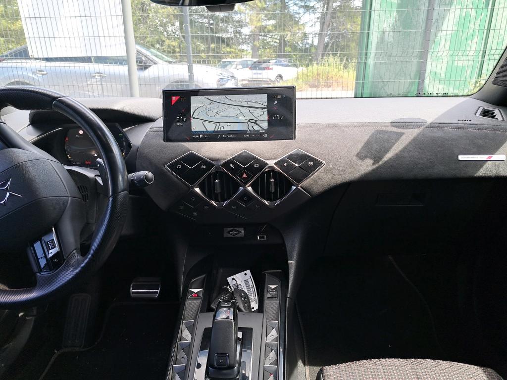 DS DS3 Crossback BlueHDi 130 EAT8 Performance Line+ 2021