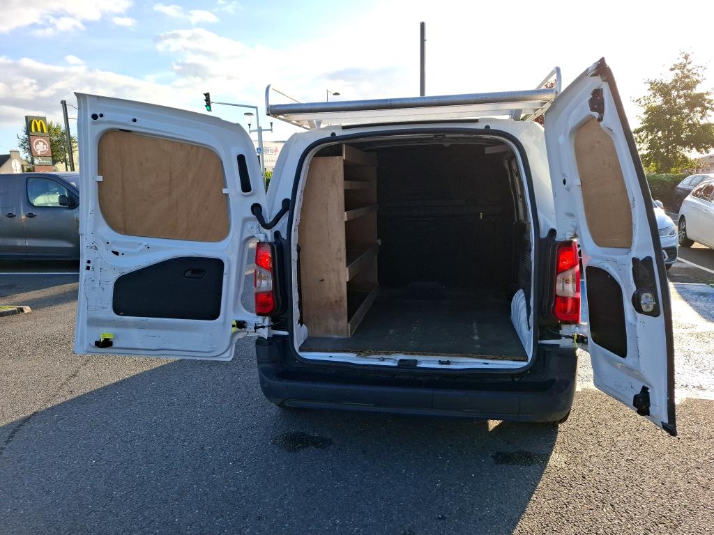 Peugeot PARTNER FOURGON STANDARD 650 KG BLUEHDI 100 S&S BVM5 PREMIUM 2021