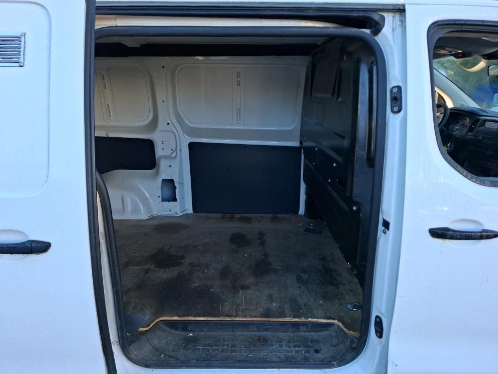 Peugeot EXPERT FGN TOLE STANDARD 2.0  BLUEHDI 120 S&S BVM6 PREMIUM 2020