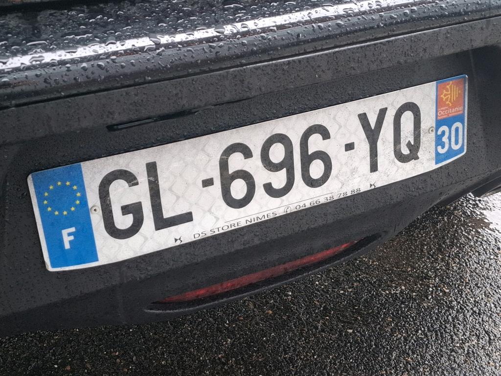 DS DS3 Crossback BlueHDi 130 EAT8 Performance Line+ 2023