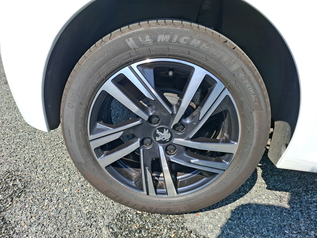 Peugeot 208 PureTech 100 S&S BVM6 Style 2023