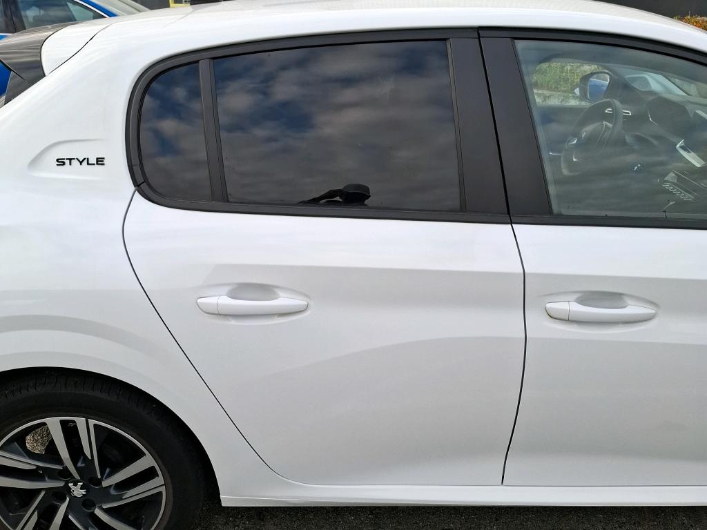 Peugeot 208 PureTech 100 S&S BVM6 Style 2023