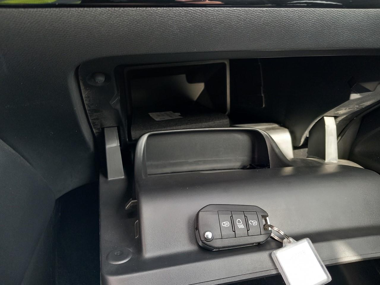 Foto Peugeot 308 8