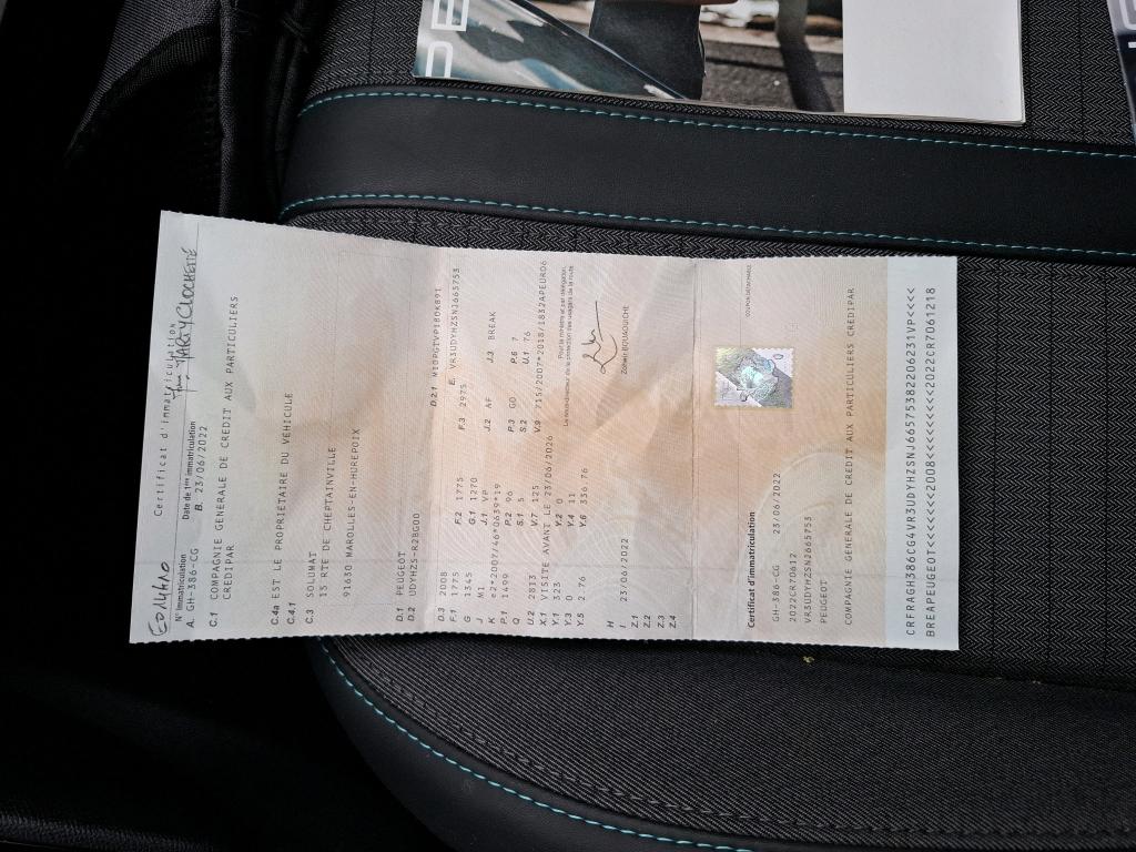 Peugeot 2008 BlueHDi 130 S&S EAT8 Allure Pack 2022