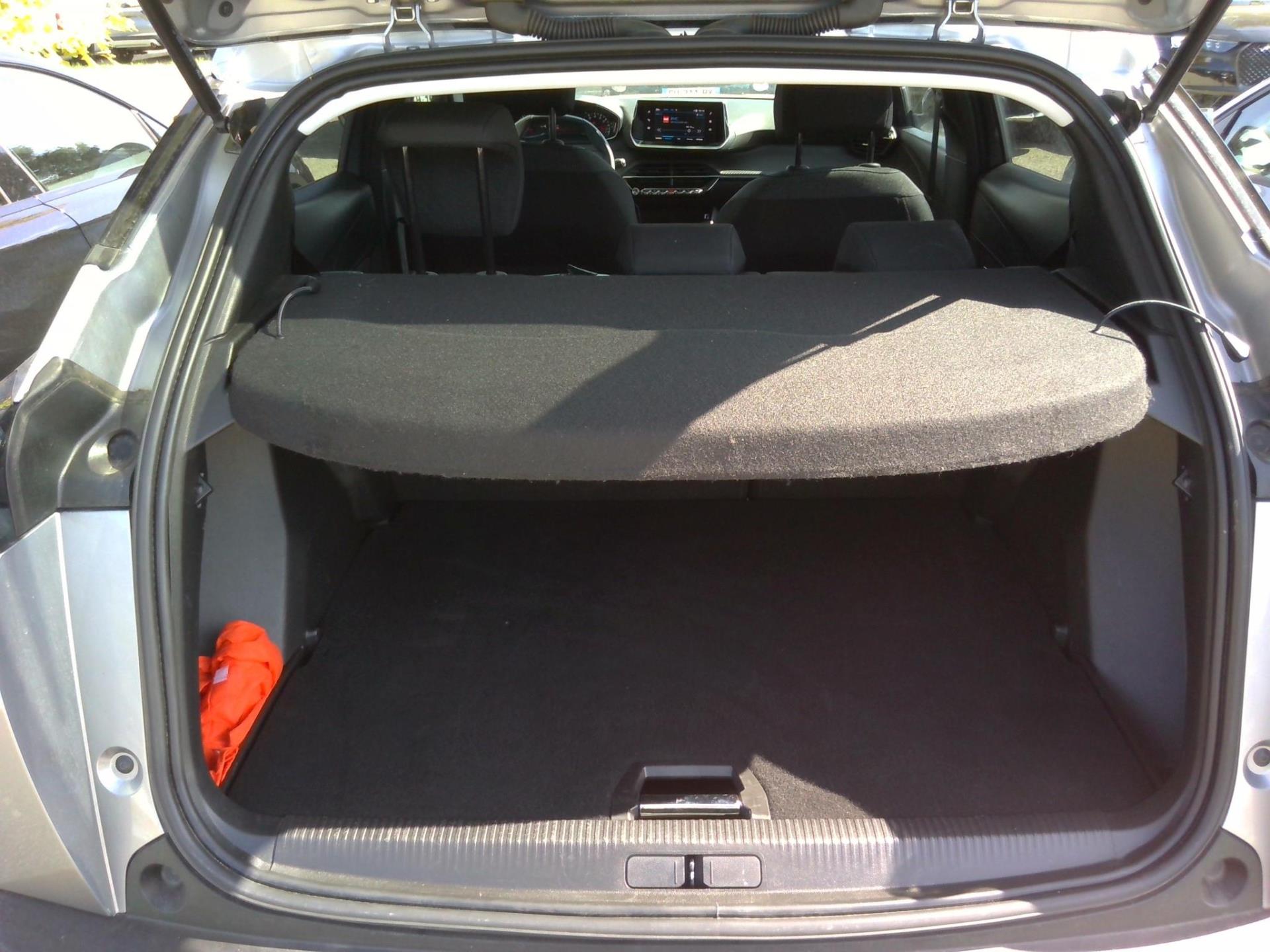 Peugeot 2008 PureTech 100 S&S BVM6 Style 2022