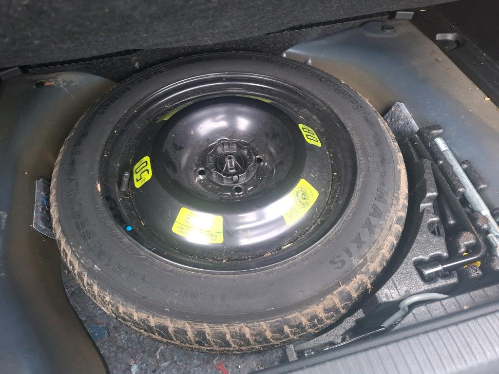 Peugeot 2008 BlueHDi 130 S&S EAT8 Allure Business 2020