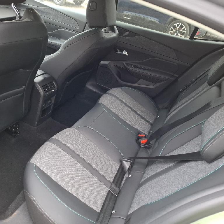 Foto Peugeot 408 16