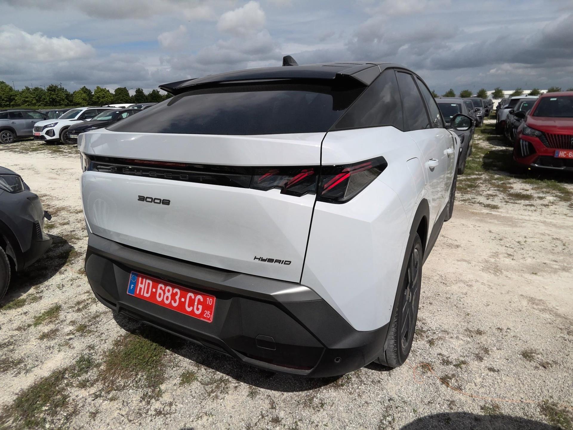 Peugeot 3008 Hybrid 145 e-DCS6 GT 2025
