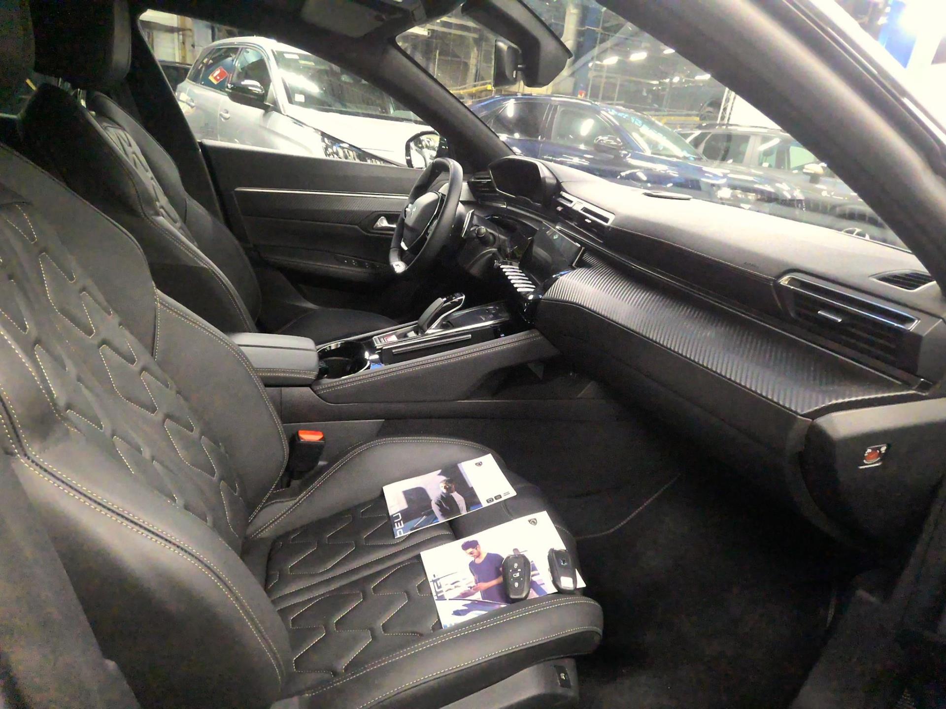 Peugeot 508 Hybrid 225 e-EAT8 GT 2023