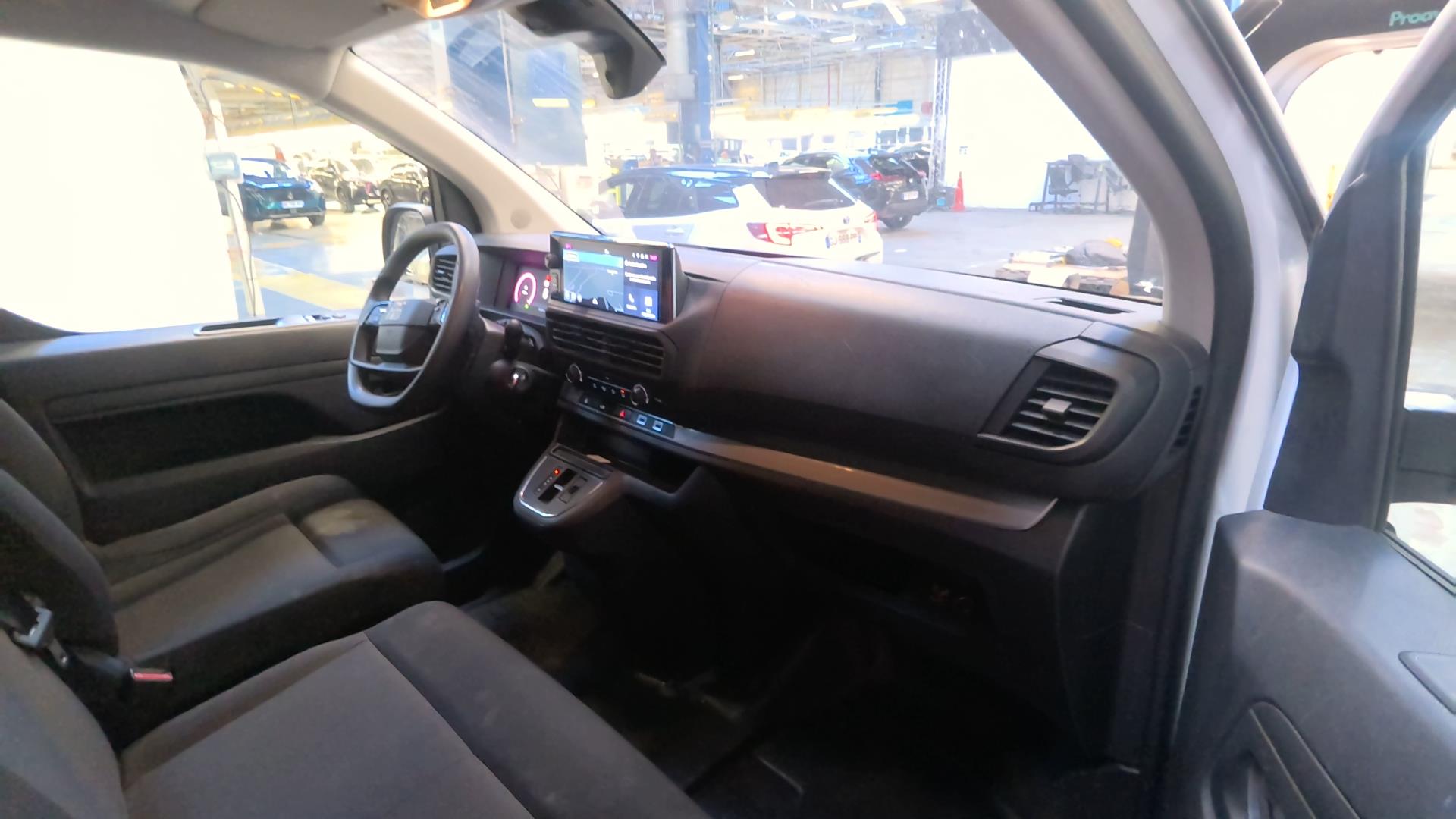 FIAT SCUDO FOURGON BLUEHDI 145 M S&S EAT8 2024