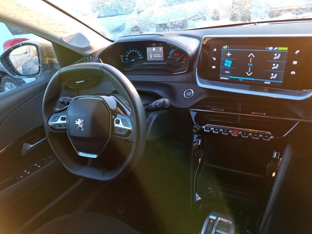 Peugeot 208 ELECTRIQUE 50 KWH 136 ACTIVE BUSINESS R 2023