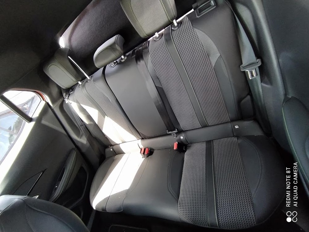 Foto Peugeot 2008 6