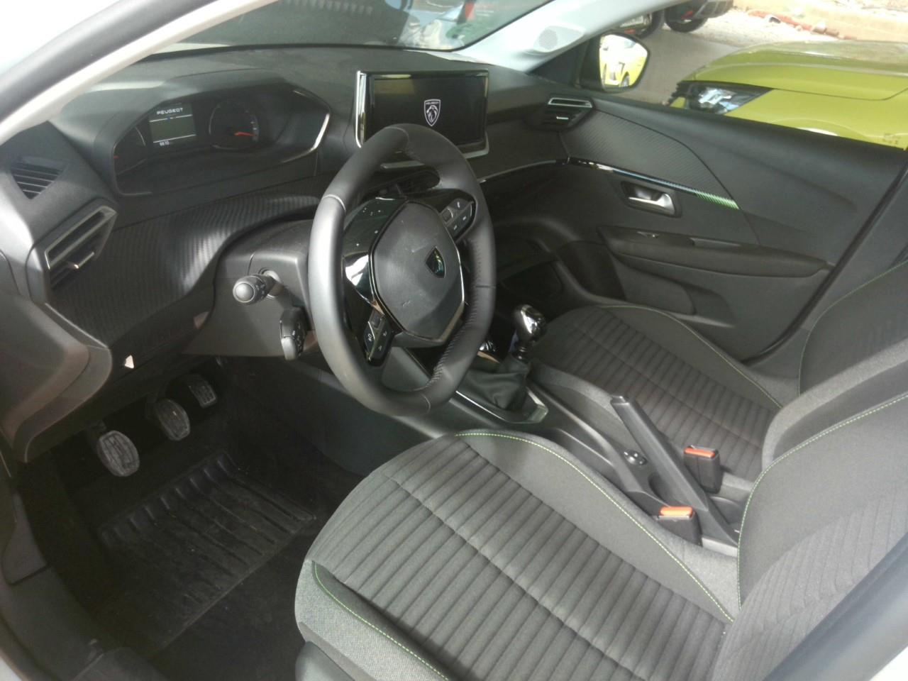 Foto Peugeot 208 3