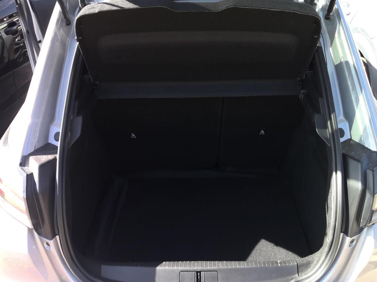 Foto Peugeot 208 7