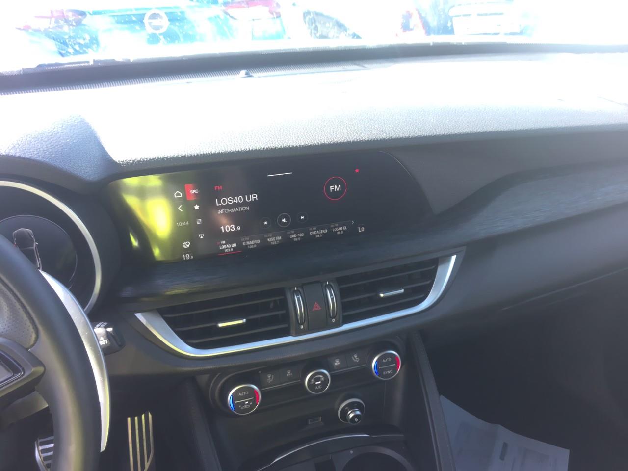 Foto Alfa Romeo Stelvio 7