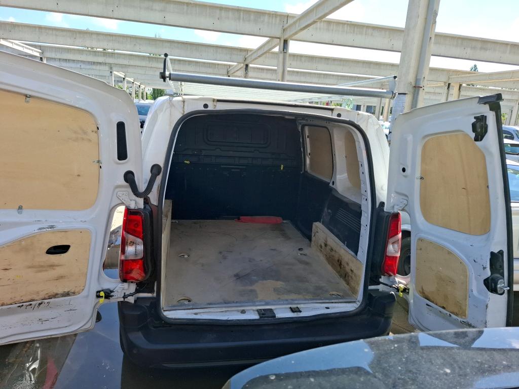 Peugeot PARTNER FOURGON STANDARD 650 KG BLUEHDI 100 S&S BVM6 ASPHALT 2022