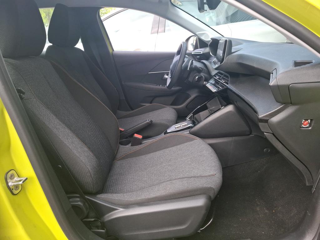 Peugeot 208 Hybrid 110 ch e-DCS6 Style 2025