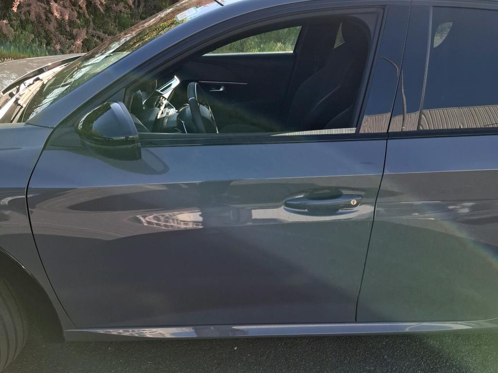 Peugeot 208 Hybrid 100 e-DCS6 GT 2025
