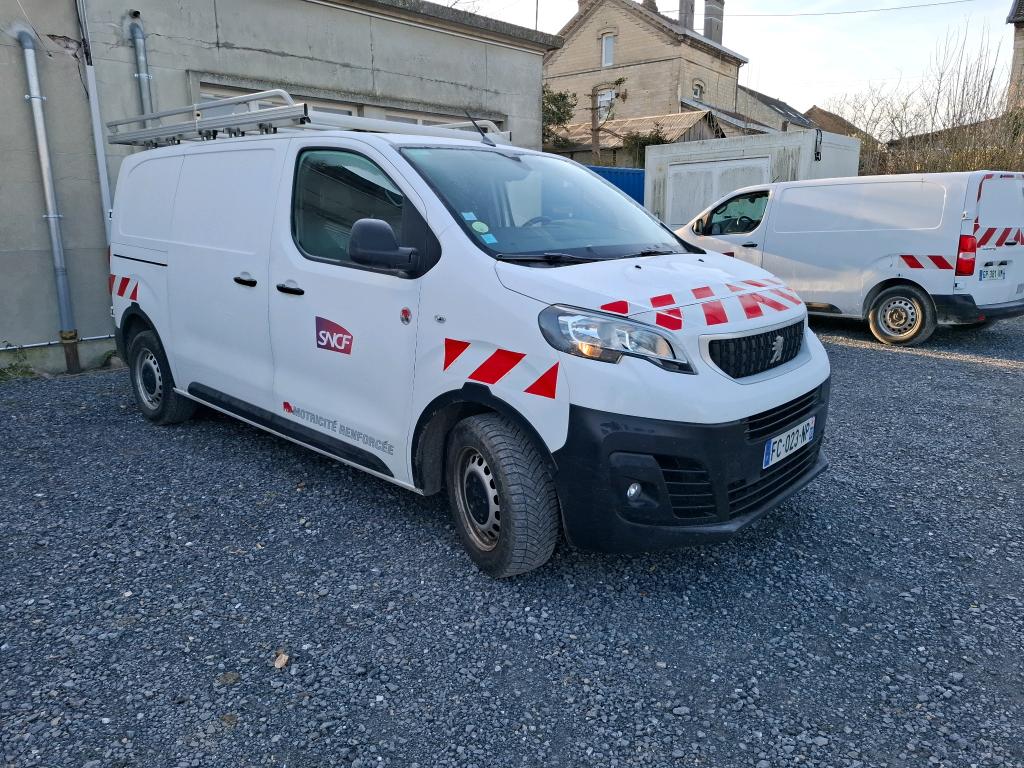 Peugeot EXPERT FGN TOLE STANDARD 2.0  BLUEHDI 120 S&S BVM6 PREMIUM 2018