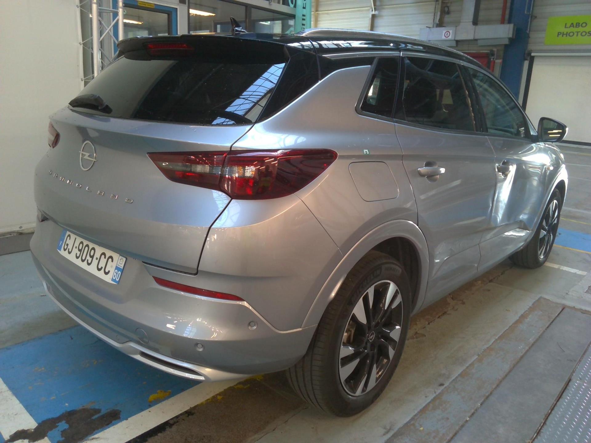 Opel Grandland 1.2 Turbo 130 ch BVA8 Ultimate 2022
