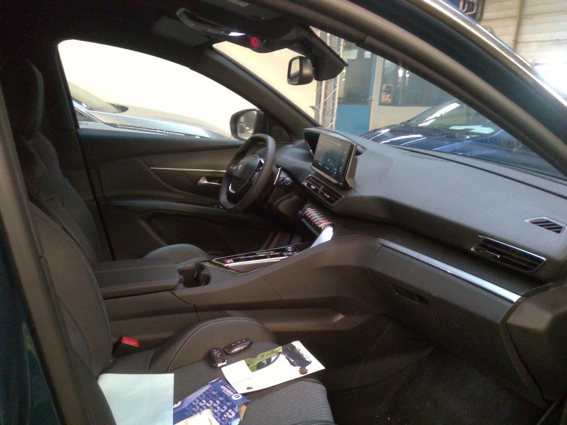 Peugeot 5008 BlueHDi 130ch S&S EAT8 Allure Pack 2024