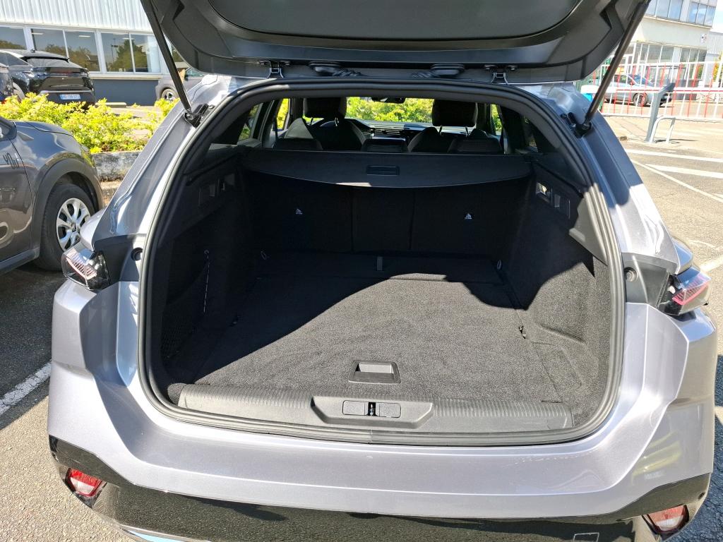 Peugeot 308 SW Hybrid 145 e-DCS6 GT 2025