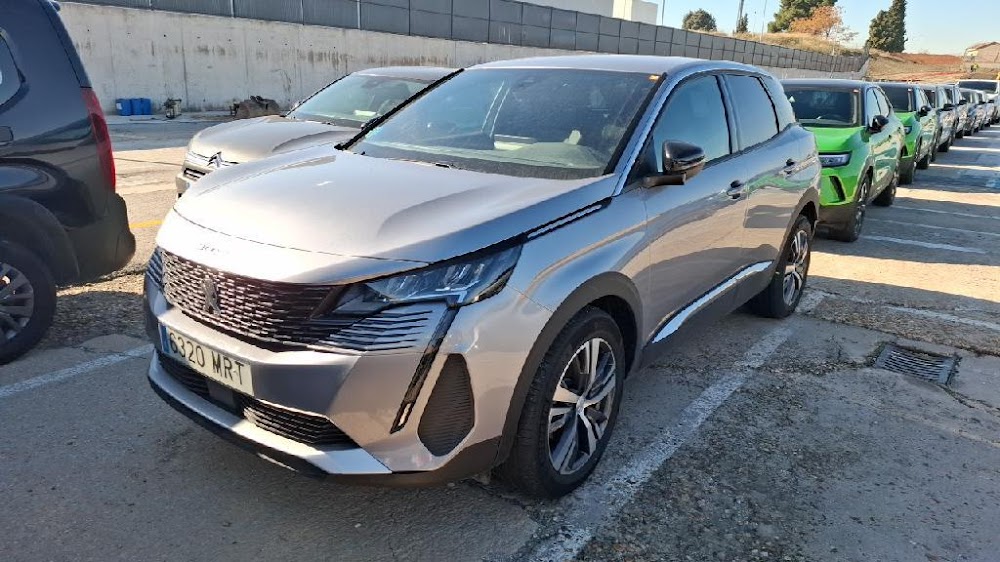 Foto Peugeot 3008 Hybrid 6