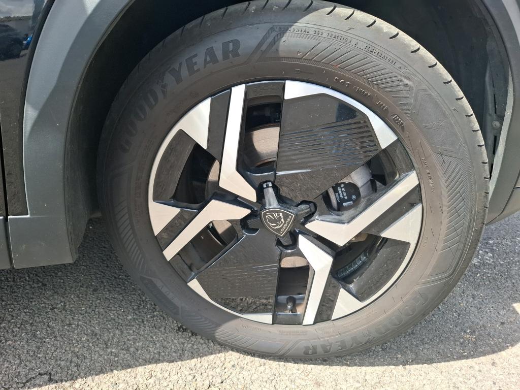 Peugeot 2008 Hybrid 145 e-DCS6 GT 2025