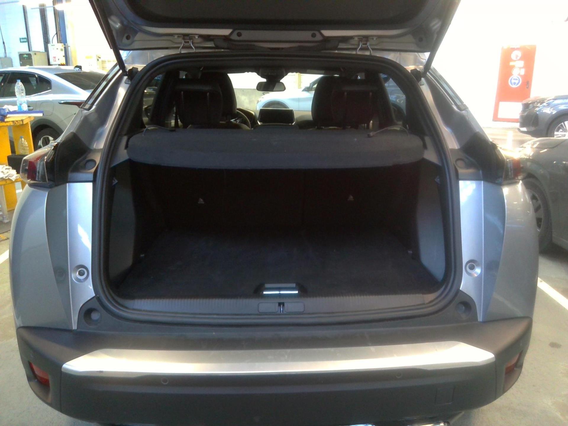 Peugeot 2008 PureTech 130 S&S EAT8 Allure 2022