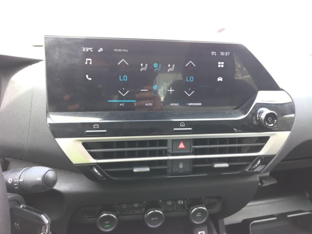 Foto Citroën C 4 X 8