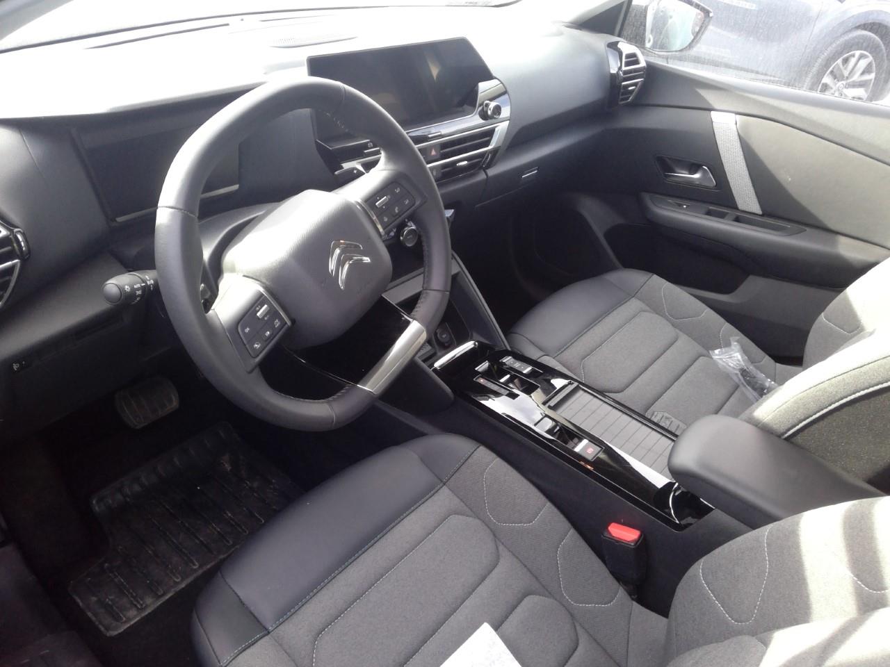 Foto Citroën C4 X 3