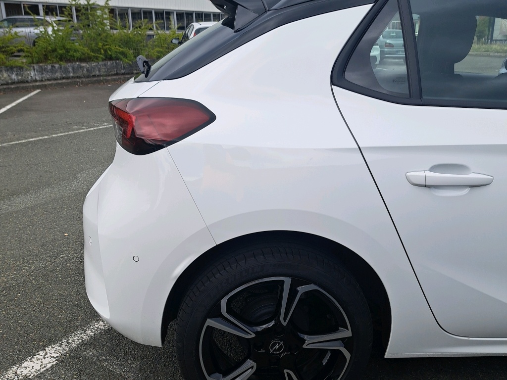 Opel Corsa 1.2 Turbo 100 ch GS 2024