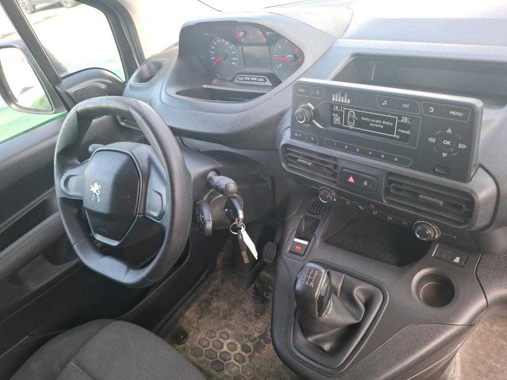 Peugeot PARTNER FOURGON STANDARD 650 KG BLUEHDI 100 S&S BVM5 PREMIUM 2021