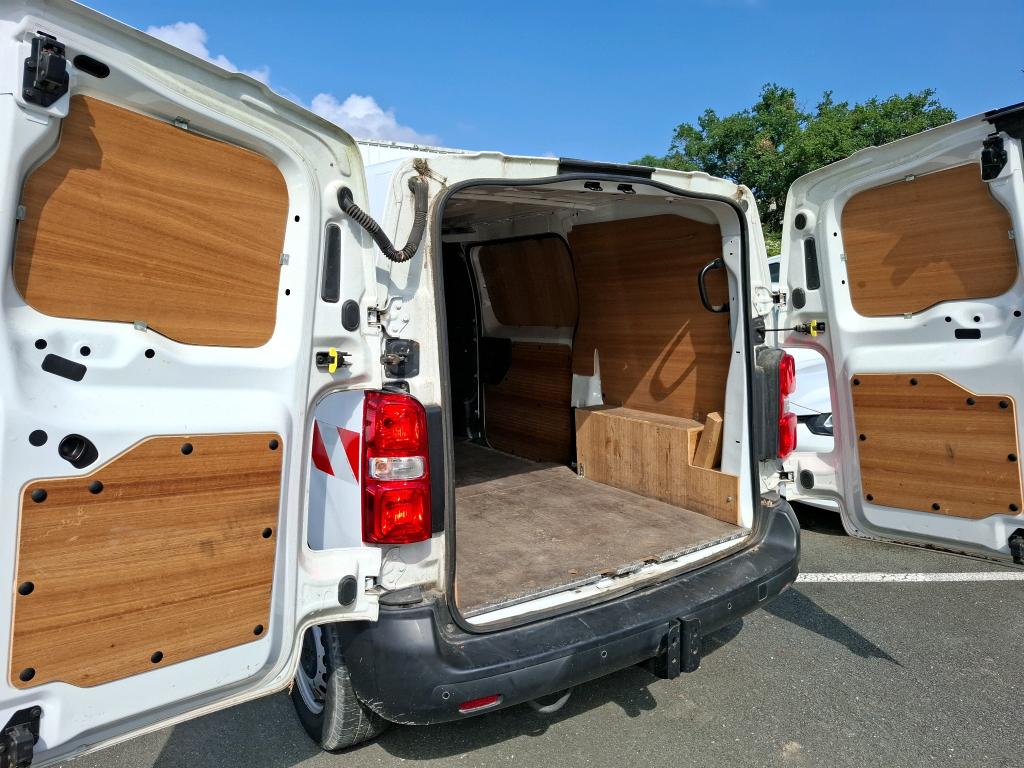 Peugeot EXPERT FGN TOLE STANDARD 2.0  BLUEHDI 120 S&S BVM6 PREMIUM 2018