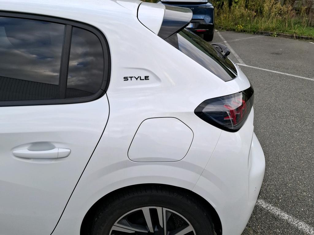 Peugeot 208 PureTech 100 S&S BVM6 Style 2023