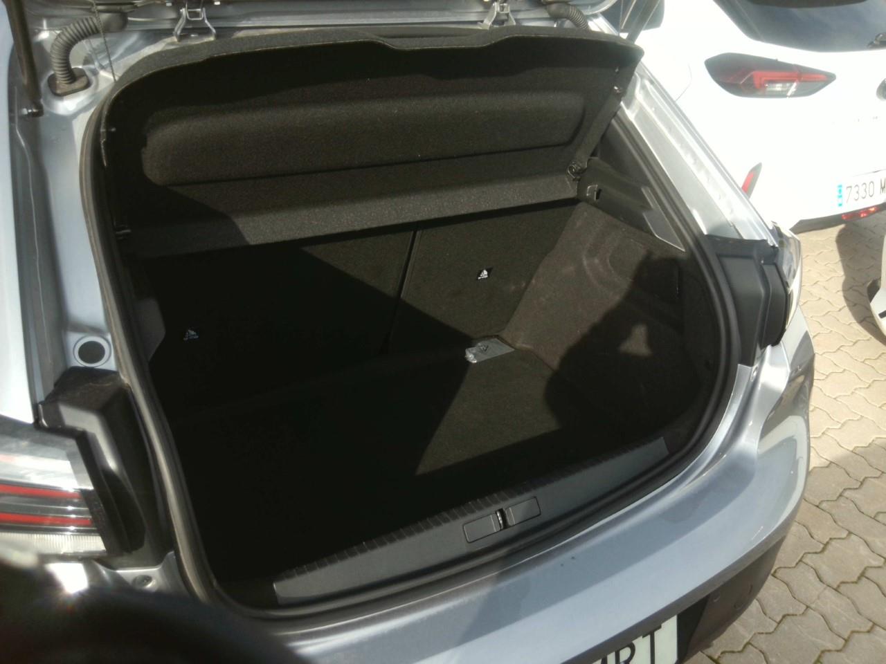 Foto Peugeot 208 14