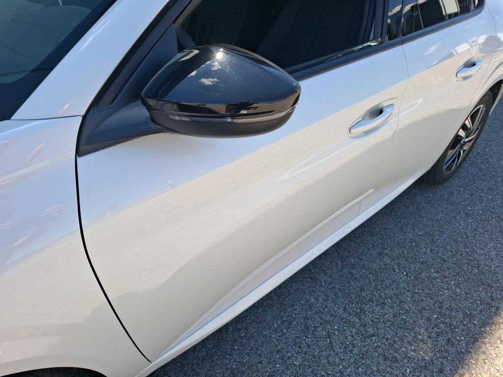 Peugeot 208 PureTech 100 S&S EAT8 Allure 2022