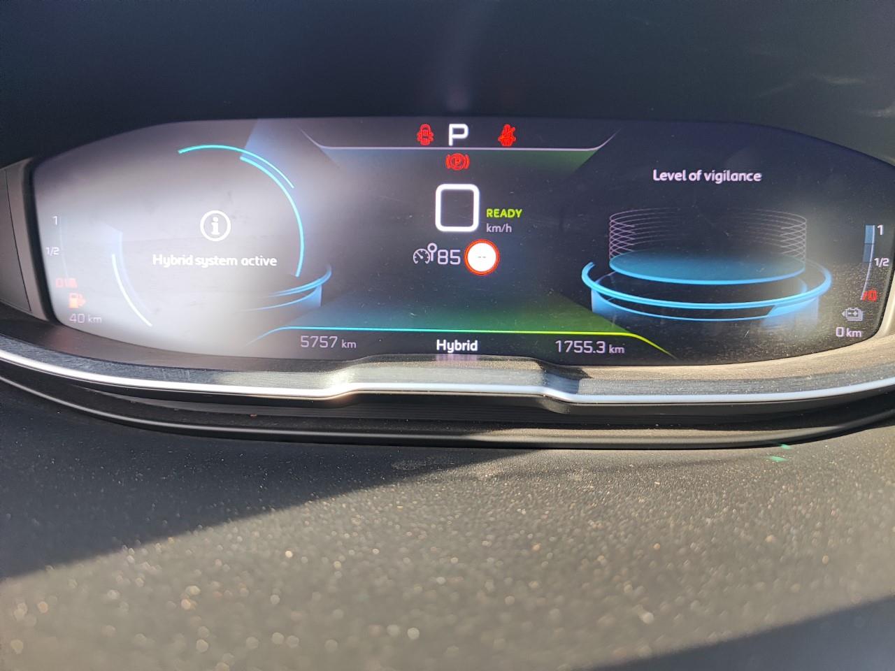 Foto Peugeot 3008 Hybrid 5