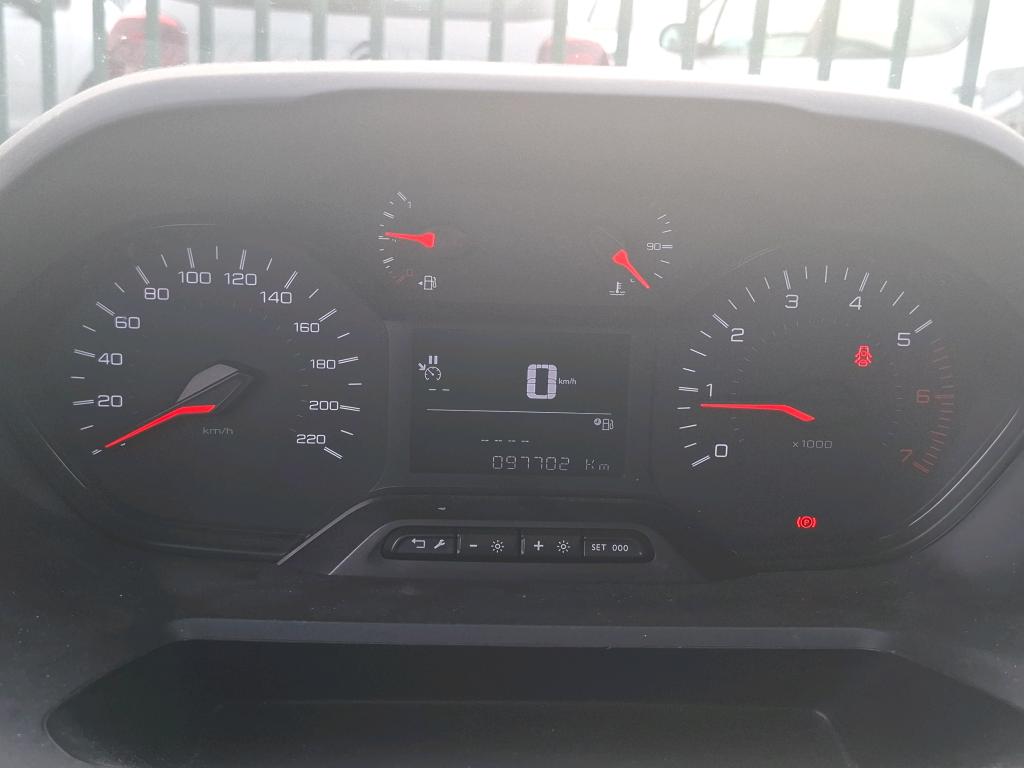 Peugeot PARTNER FOURGON STANDARD 650 KG BLUEHDI 100 S&S BVM5 PREMIUM 2020