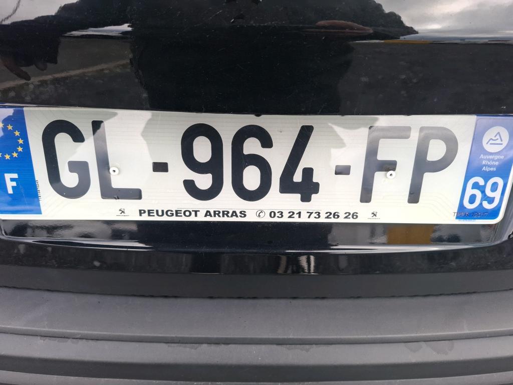 Peugeot 3008 BlueHDi 130ch S&S EAT8 Active Pack 2022