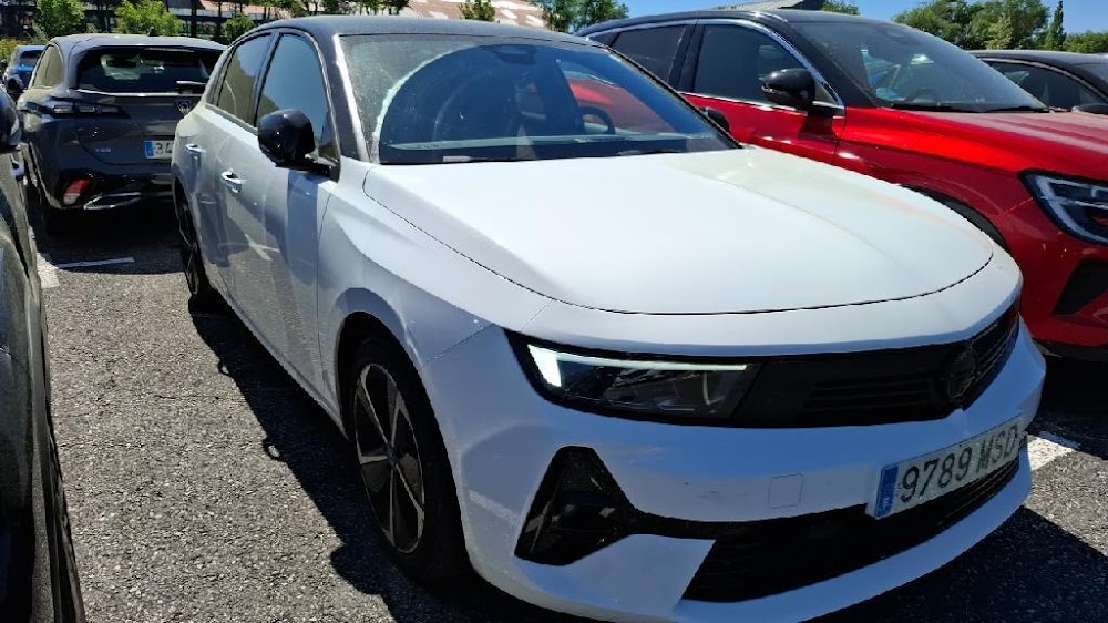 Foto Opel Astra 8